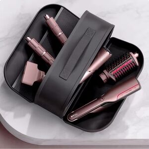 Shark FlexFusion Beauty travel case